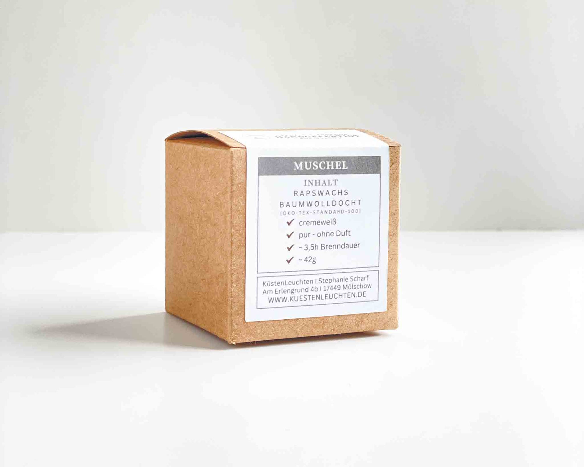 Rückseite mit Inhaltsangaben der Muschelkerze