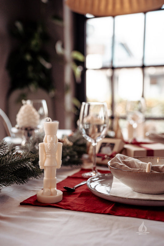 Nussknacker Weihnachtskerze