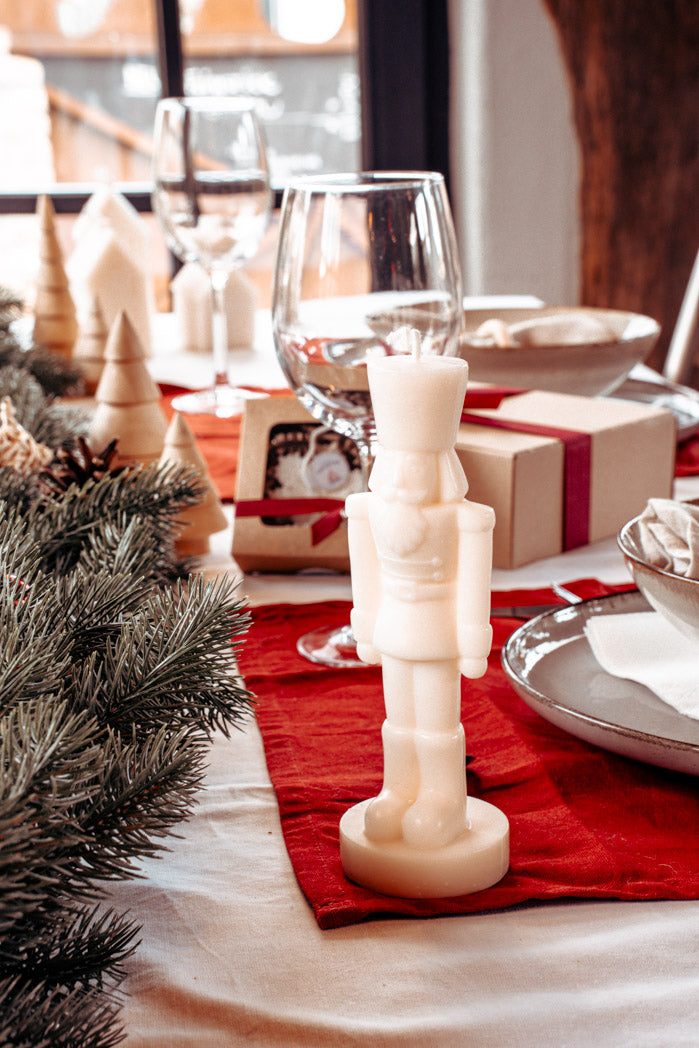 Nussknacker Weihnachtskerze
