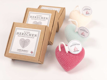 Herzchen-Kerze in Geschenkverpackung
